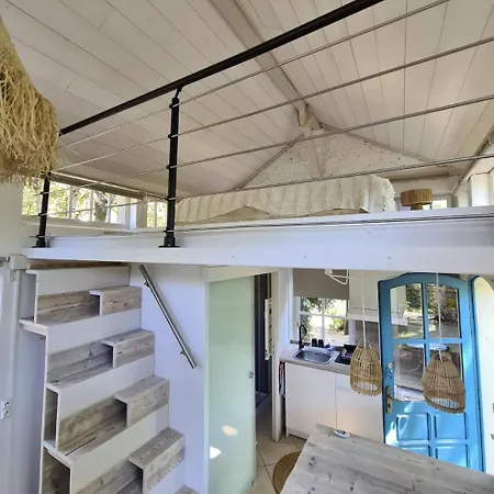 La Gare De L'art - Gaestehaus Im Ehemaligen Bahnhof 3* Rouairoux