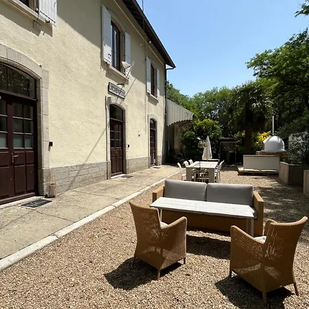 La Gare De L'art - Gaestehaus Im Ehemaligen Bahnhof Aparthotel 3*